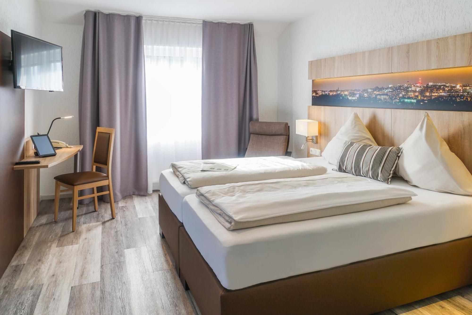Hotel Restaurant Kromberg Remscheid Exteriör bild