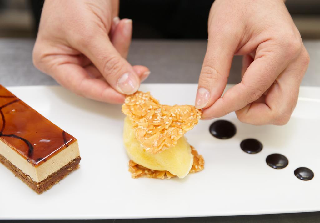 Hotel Restaurant Kromberg Remscheid Exteriör bild