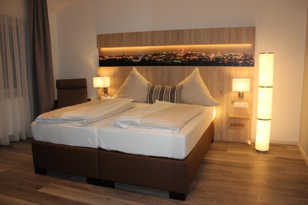 Hotel Restaurant Kromberg Remscheid Exteriör bild